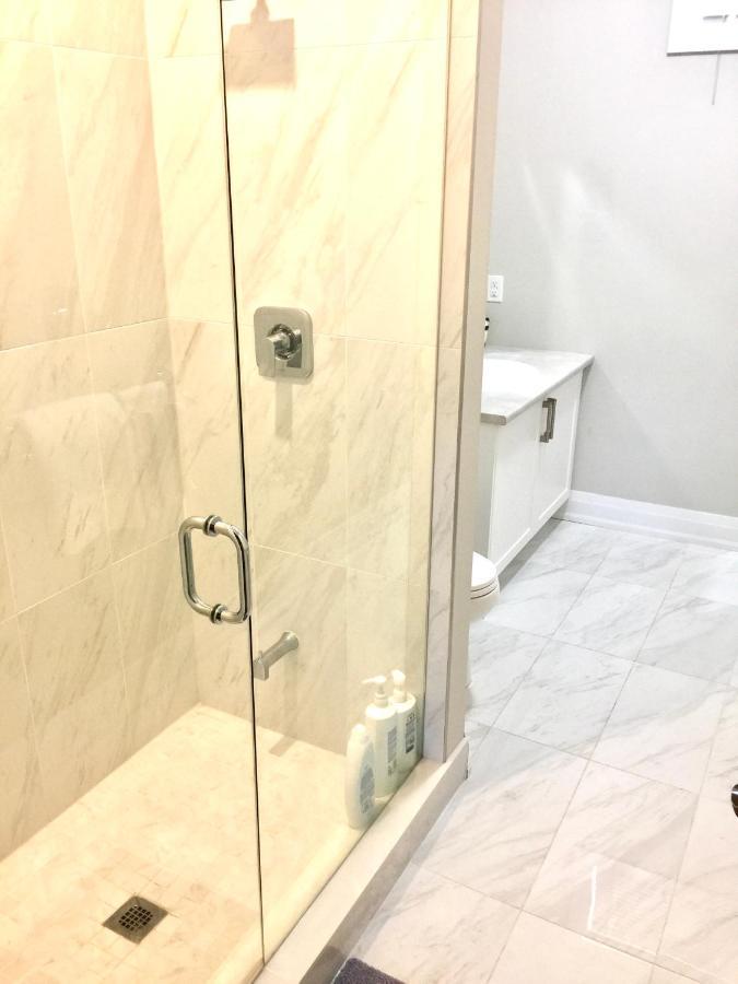 Charming, Comfortable Bsmt Apartment In Pickering Extérieur photo